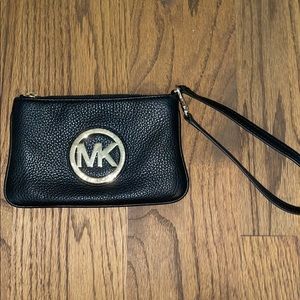 MK Clutch wallet in black